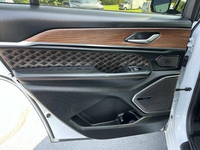 2025 Jeep Grand Cherokee L Summit