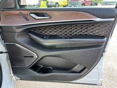 2025 Jeep Grand Cherokee L Summit