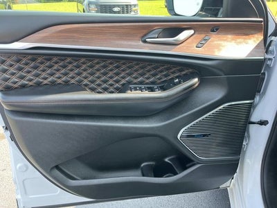2025 Jeep Grand Cherokee L Summit