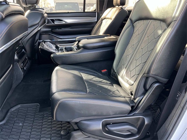 2022 Jeep Grand Wagoneer Series III