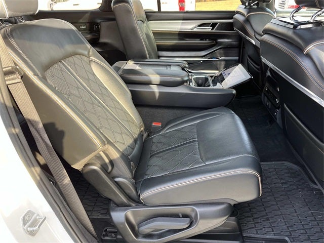 2022 Jeep Grand Wagoneer Series III