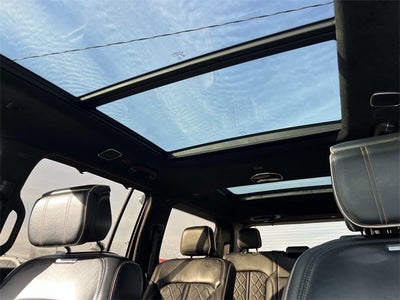 2022 Jeep Grand Wagoneer Series III