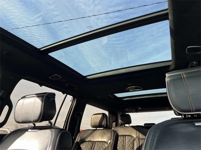 2022 Jeep Grand Wagoneer Series III