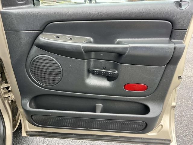 2004 Dodge Ram 1500 SLT
