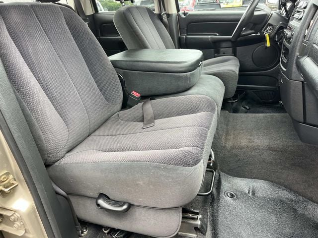 2004 Dodge Ram 1500 SLT