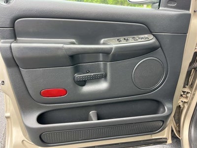 2004 Dodge Ram 1500 SLT