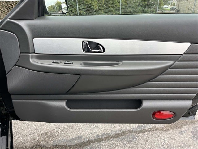 2002 Ford Thunderbird Base