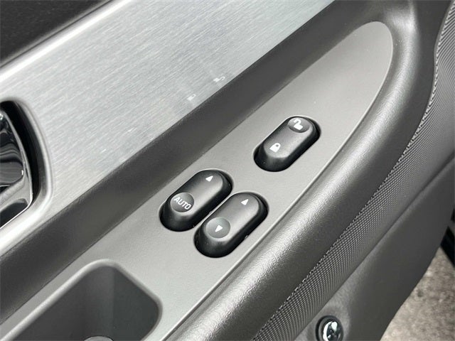 2002 Ford Thunderbird Base