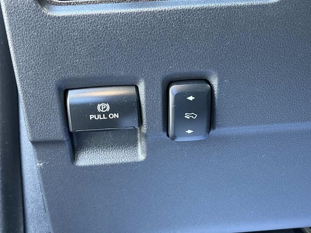 2024 Ford F-350SD Lariat DRW