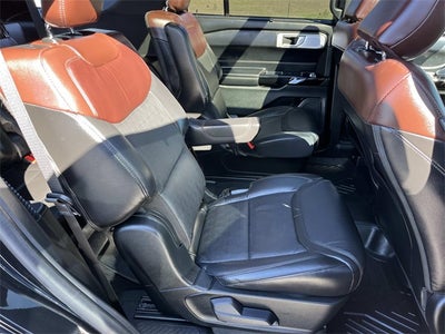 2023 Ford Explorer Platinum