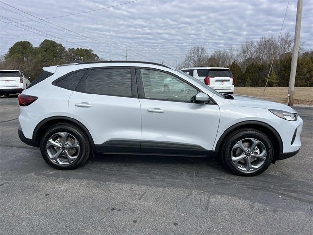 2026 Ford Escape Hybrid ST-Line Select
