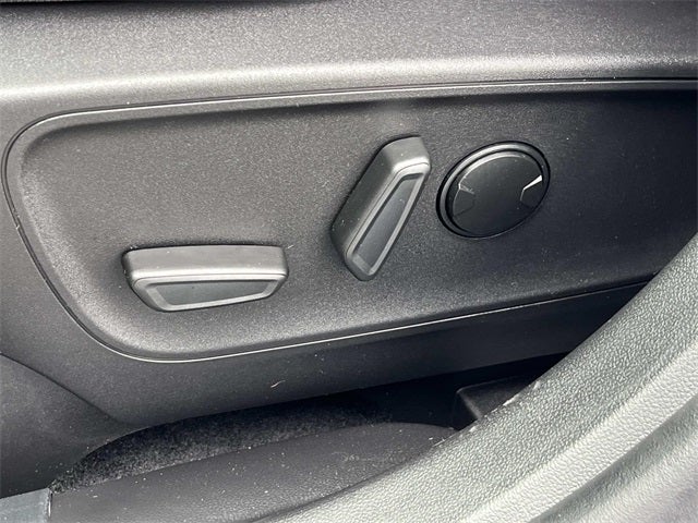 2026 Ford Escape Hybrid ST-Line Select