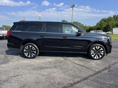 2025 Ford Expedition Max Platinum