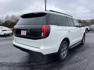 2025 Ford Expedition Active