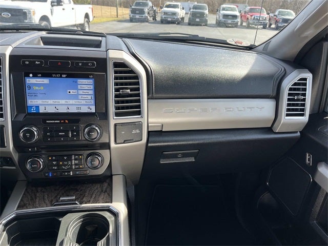 2017 Ford F-350SD Lariat