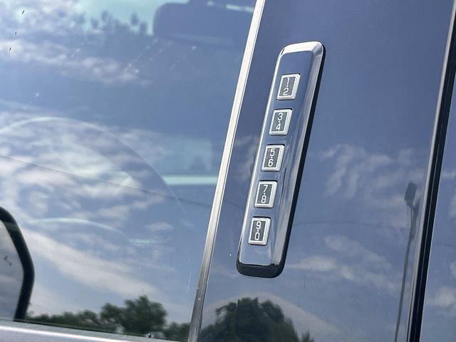 2021 Ford F-350SD Lariat
