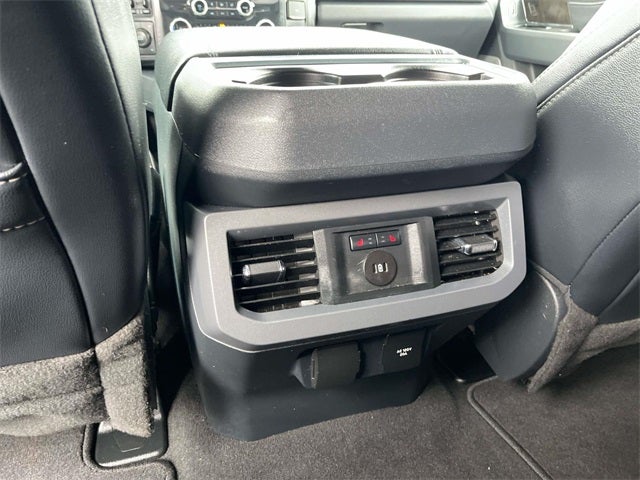 2024 Ford F-350SD Lariat DRW