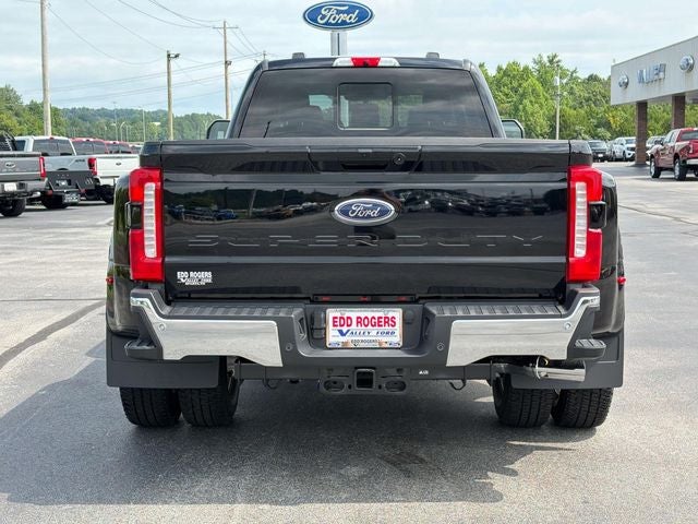 2026 Ford F-350SD Lariat DRW