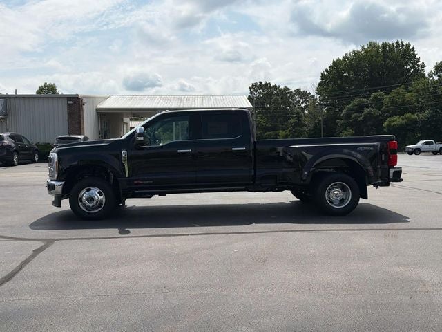 2026 Ford F-350SD Lariat DRW