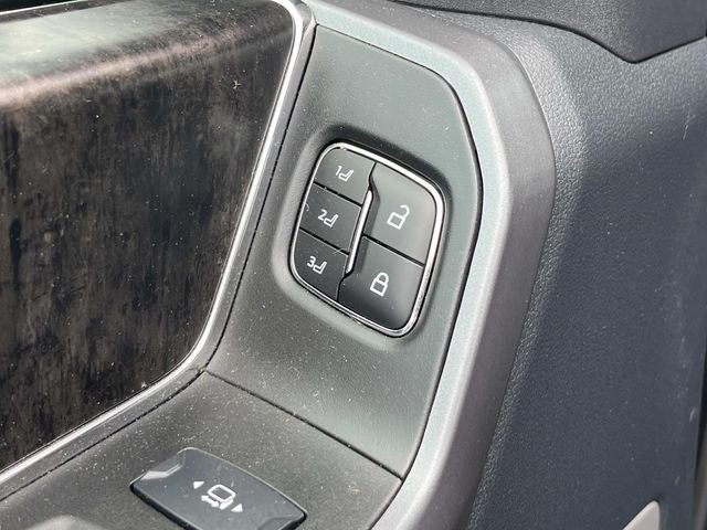 2025 Ford F-350SD Lariat DRW