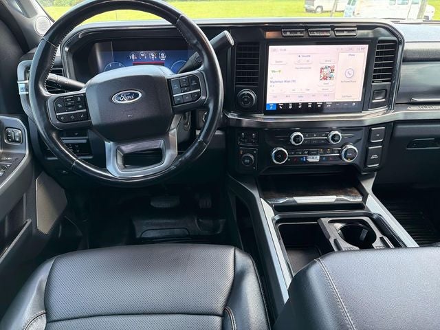 2023 Ford F-350SD Lariat DRW