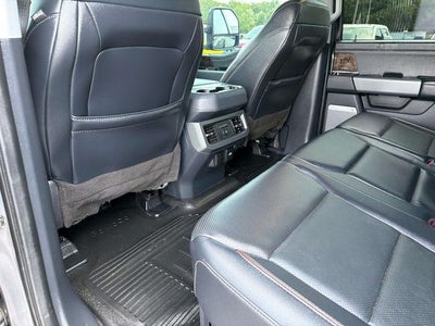 2023 Ford F-350SD Lariat DRW