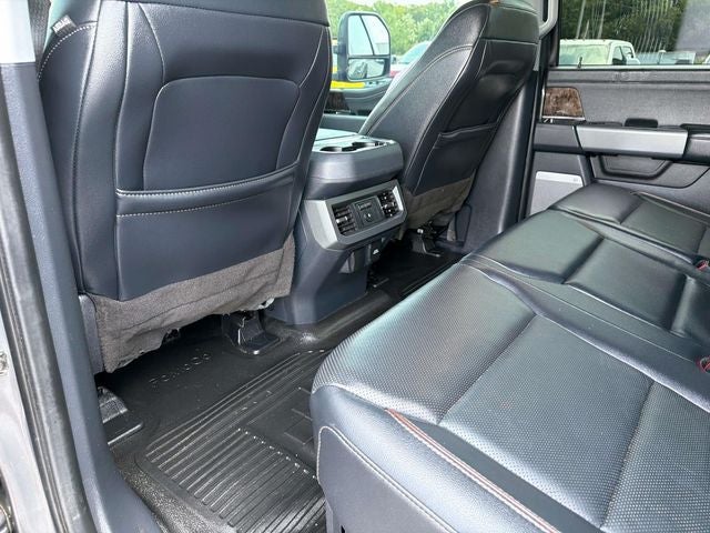 2023 Ford F-350SD Lariat DRW