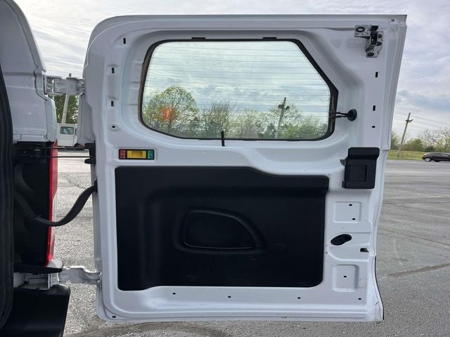 2022 Ford Transit-250 Base