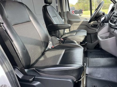 2022 Ford Transit-250 Base