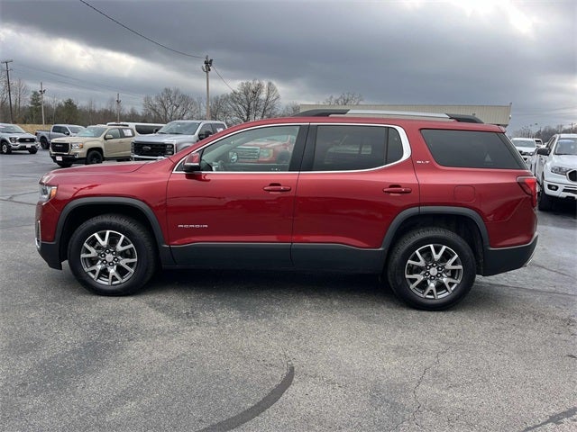 2023 GMC Acadia SLT