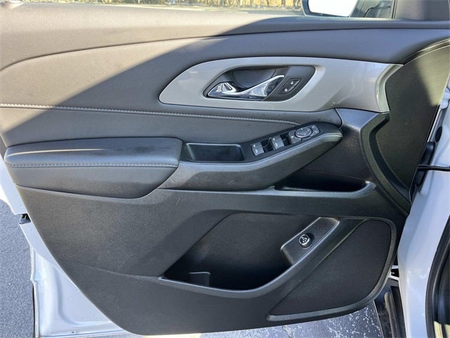 2024 Chevrolet Traverse Limited LT Cloth