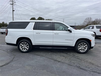2023 Chevrolet Suburban Premier