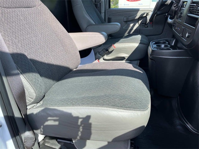 2023 GMC Savana 2500 Work Van