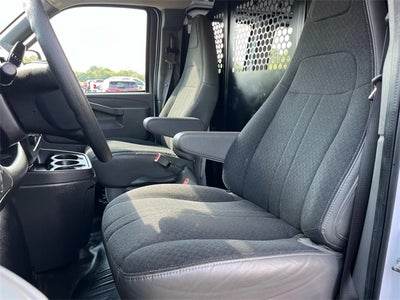 2023 GMC Savana 2500 Work Van