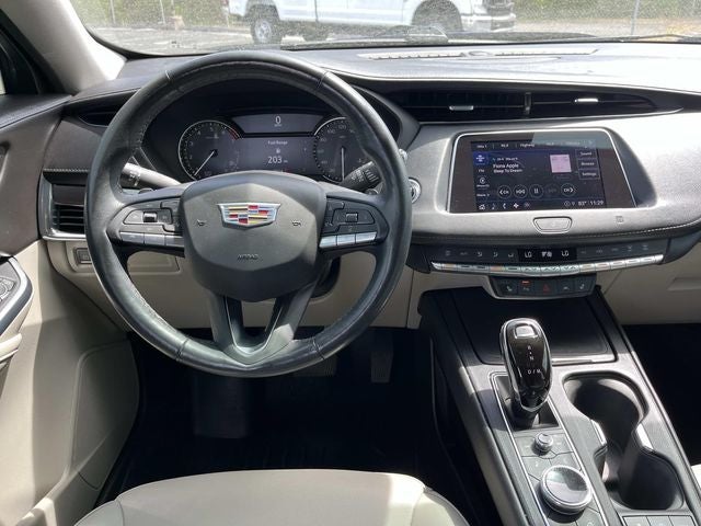 2021 Cadillac XT4 Luxury