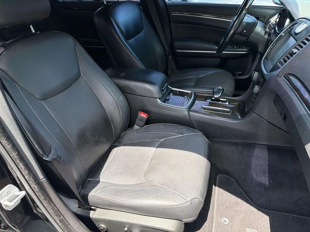 2014 Chrysler 300 C