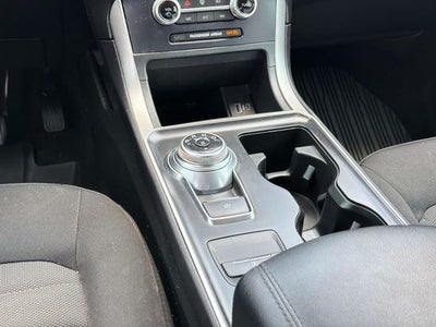 2022 Ford Edge SE