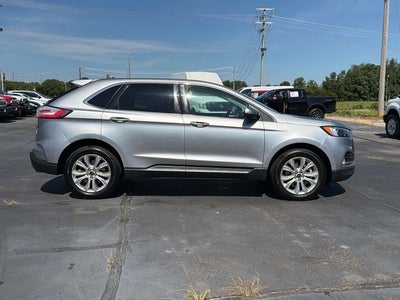 2023 Ford Edge Titanium