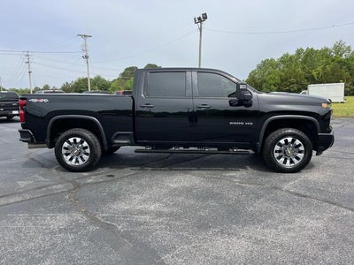 2024 Chevrolet Silverado 2500HD Custom