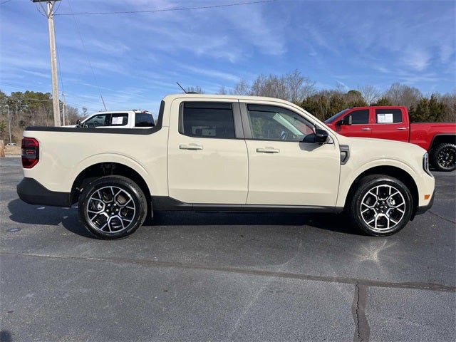 2025 Ford Maverick Lariat
