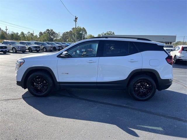 2023 GMC Terrain AT4