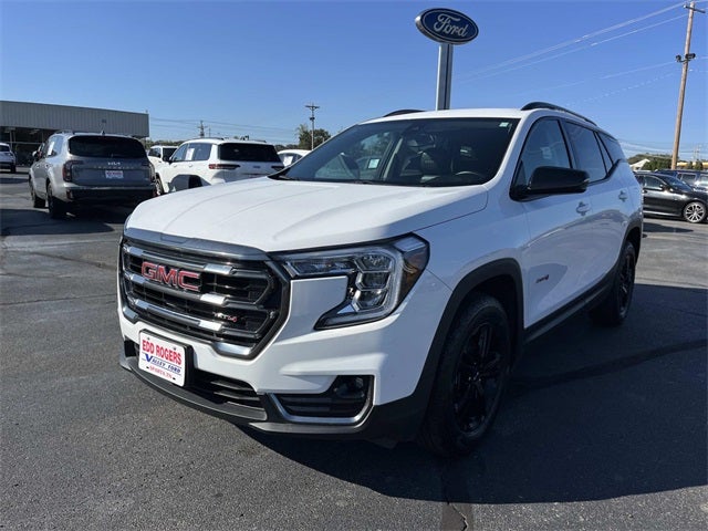 2023 GMC Terrain AT4