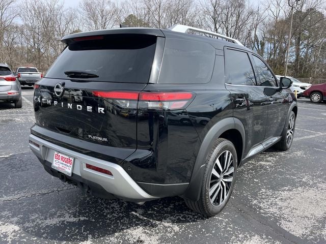 2025 Nissan Pathfinder Platinum
