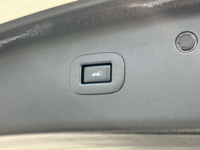 2012 INFINITI QX56 Base