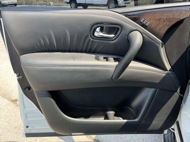 2012 INFINITI QX56 Base