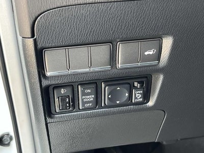 2012 INFINITI QX56 Base