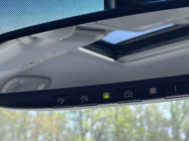 2012 INFINITI QX56 Base