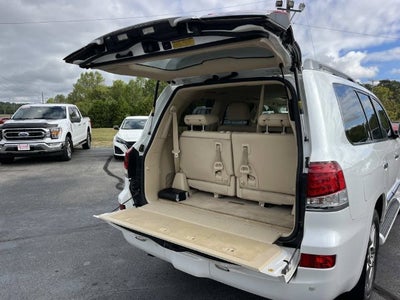 2013 Lexus LX 570