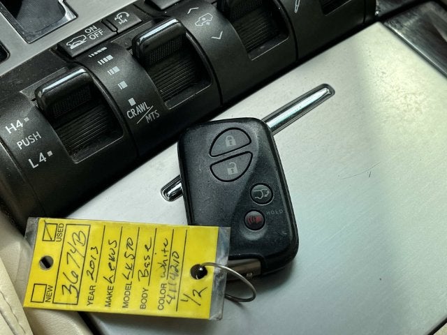 2013 Lexus LX 570