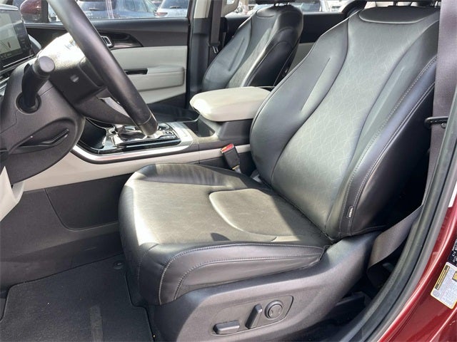 2022 Kia Carnival EX